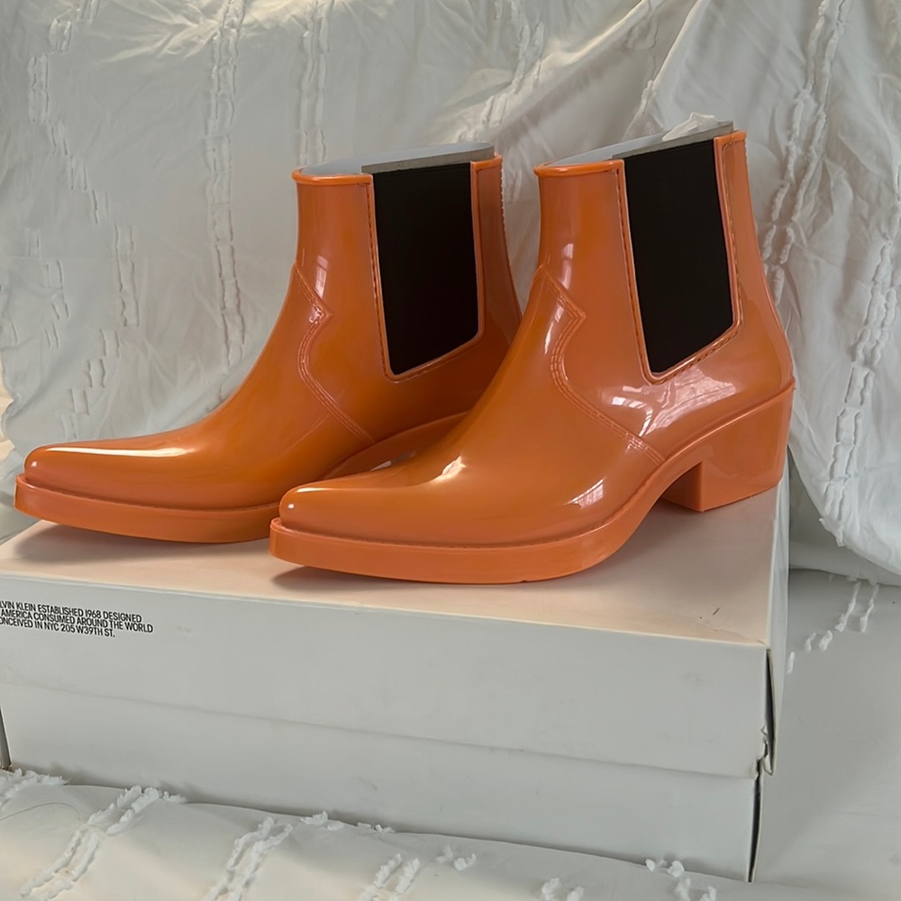 Calvin Klein Women's Rain Boots ORANGE - Orange Chelsea Rain Boot - Women 7M